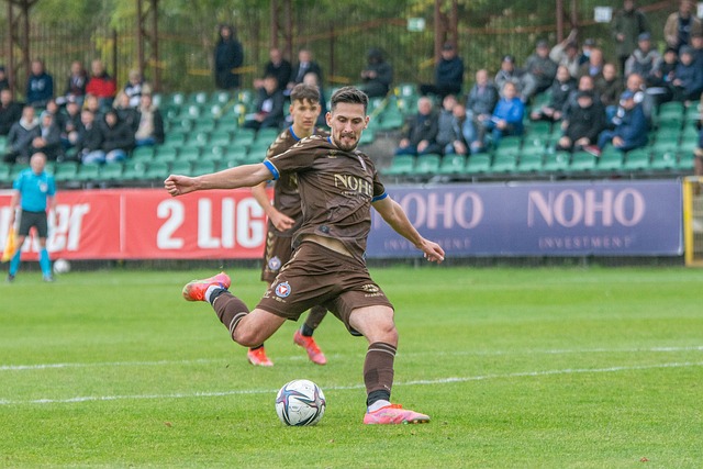 而在进攻时 而在进攻时